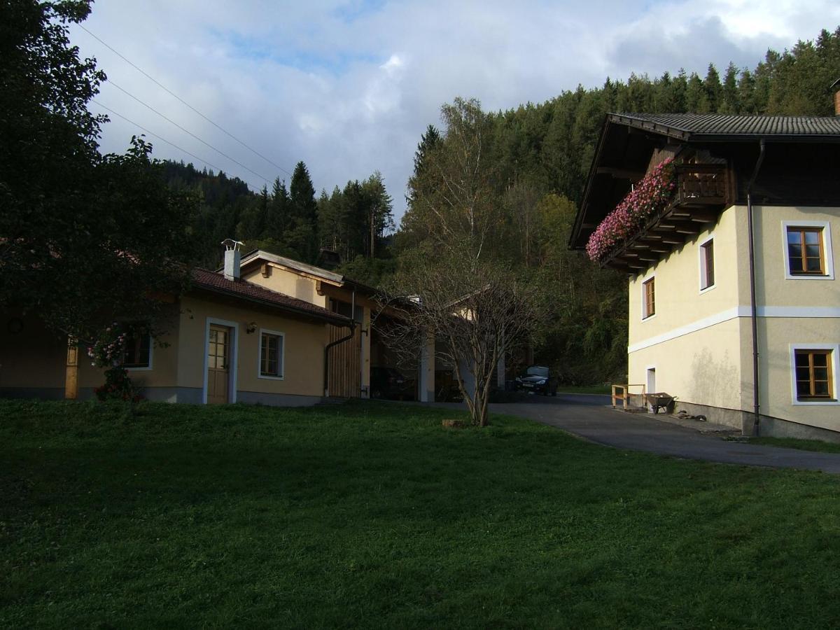 Koestlhof, Familie Hassler Bed & Breakfast Обердраубург Екстериор снимка